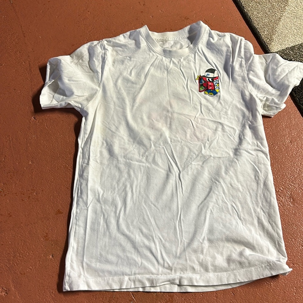 Nike graphic Tshirt